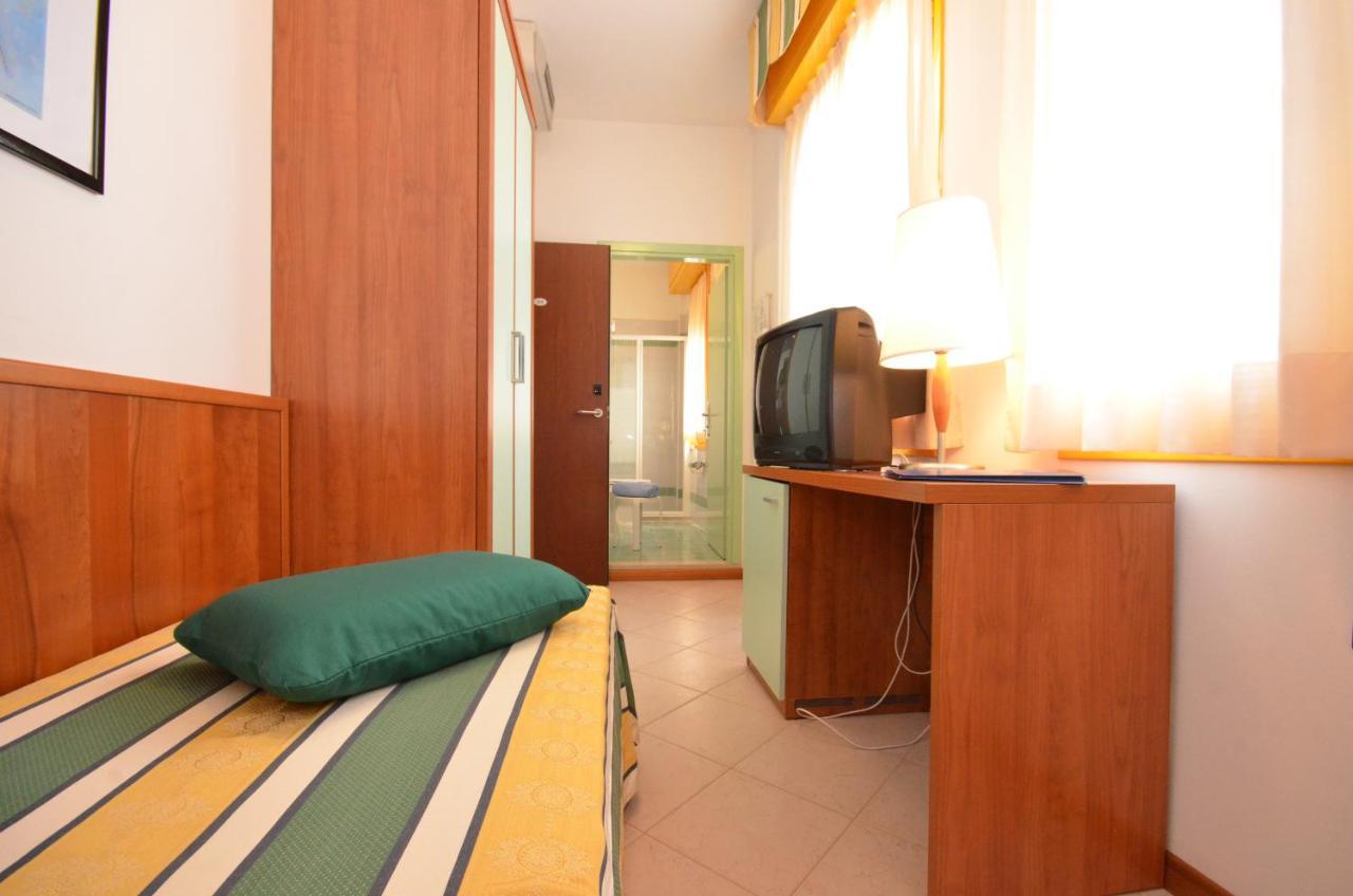 Hotel Luna Μπιμπιόνε Εξωτερικό φωτογραφία