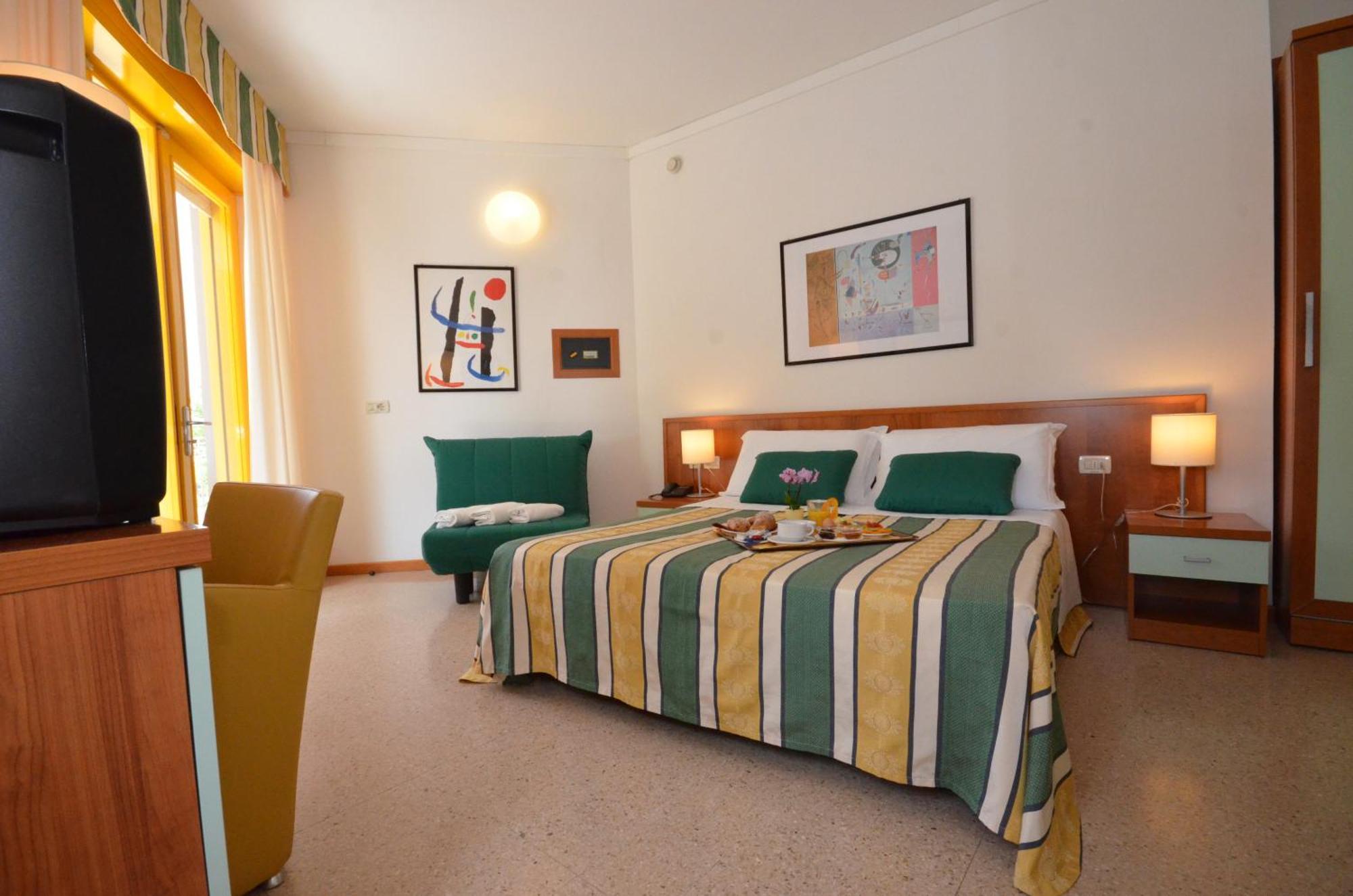 Hotel Luna Μπιμπιόνε Εξωτερικό φωτογραφία